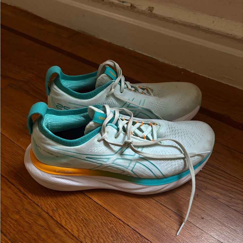 ASICS Gel-Nimbus 25